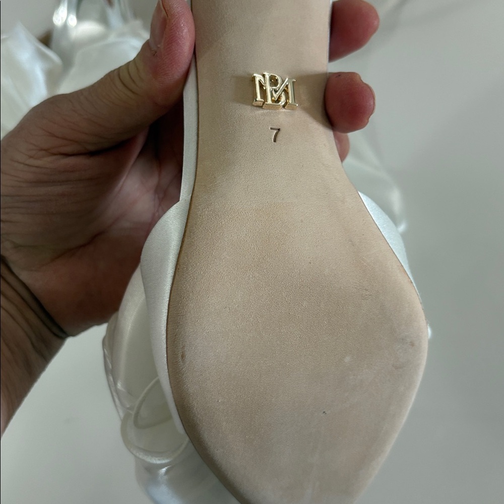 Badgley Mischka White Satin Heels with Ribbon Accent - Picture 6 of 15